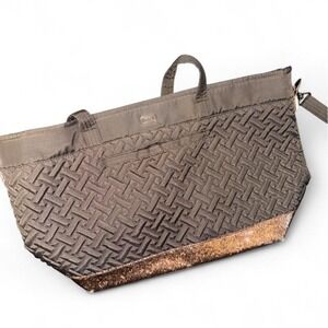 Lug Black Quilted Tote Bag | Lightweight Travel Crossbody Laptop Work Bag